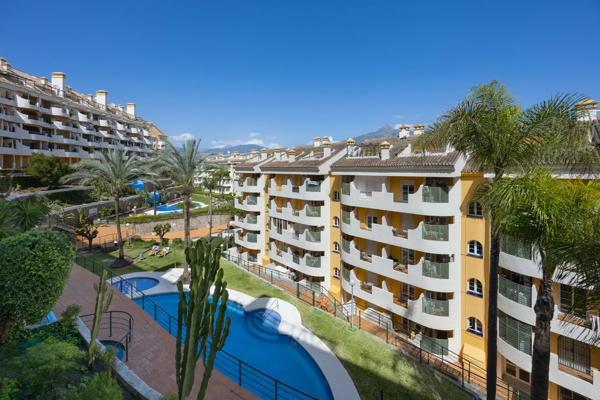 2-bedroom Apartment In Marbella, Spain (83 M²)