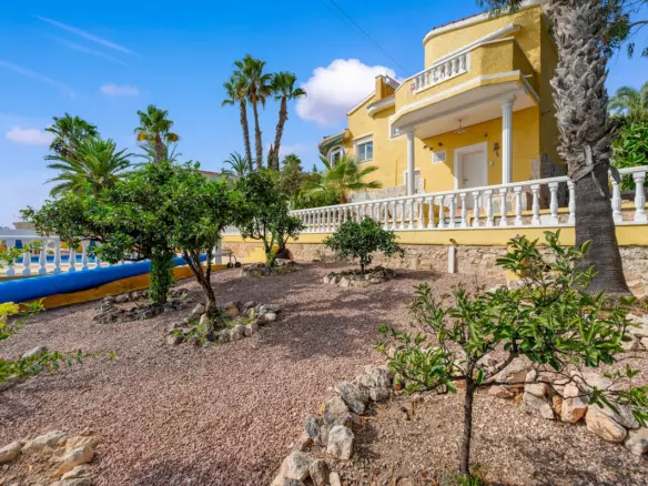 2-bedroom Villa In Rojales, Spain (132 M²)