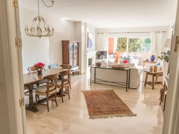 2-bedroom Apartment In Marbella, Spain (135 M²)