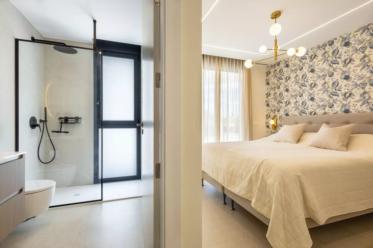4-bedroom Villa In Torrevieja, Spain (234 M²)