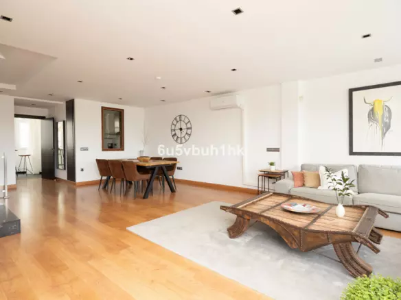 3-bedroom Town House In Benalmádena, Spain (192 M²)