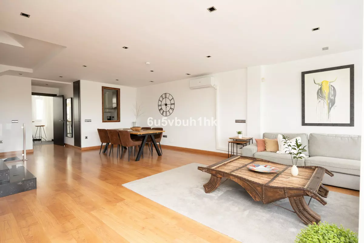 3-bedroom Town House In Benalmádena, Spain (192 M²)