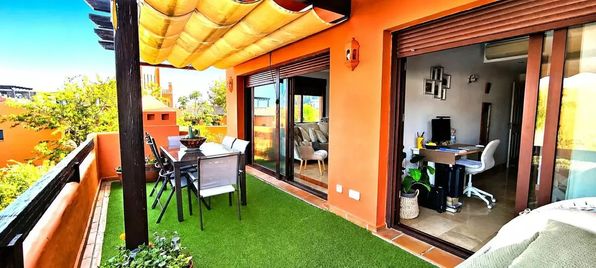 2-bedroom Apartment In Estepona, Spain (151 M²)
