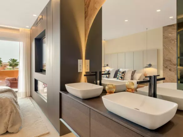 3-bedroom Apartment In Estepona, Spain (163 M²)
