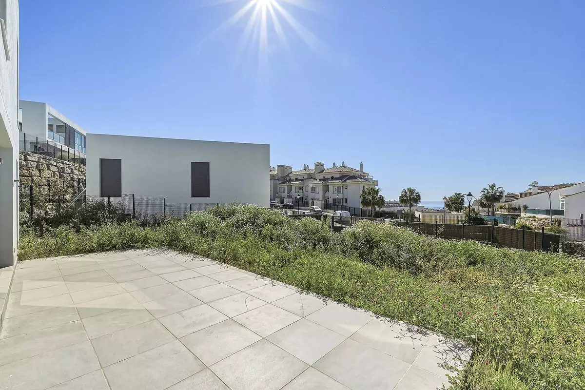 3-bedroom Villa In Mijas, Spain (133 M²)
