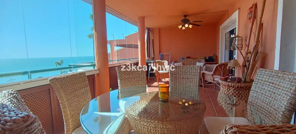 3-bedroom Apartment In Estepona, Spain (114 M²)