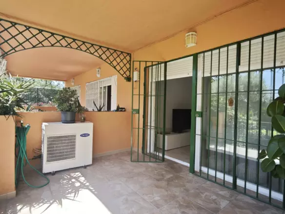 2-bedroom Apartment In Marbella, Spain (104 M²)