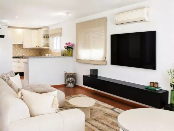 4-bedroom Villa In Mijas, Spain (203 M²)