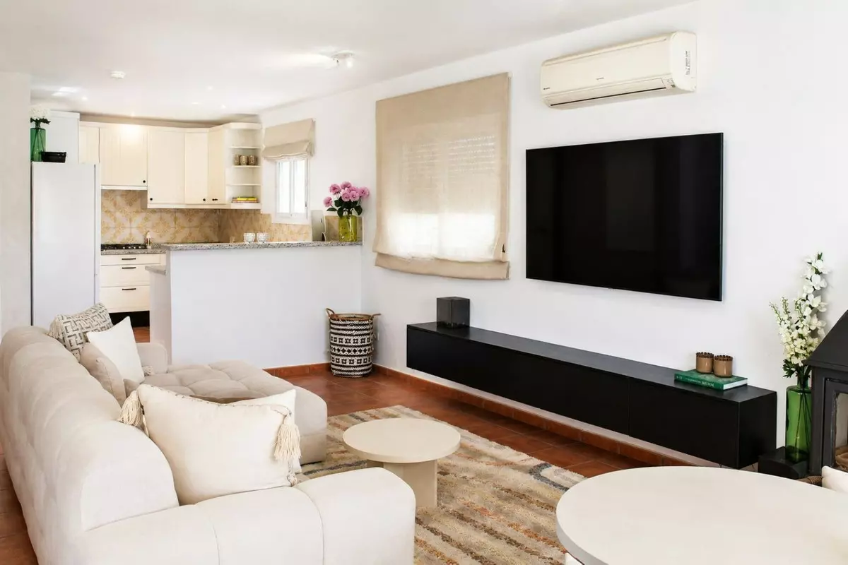 4-bedroom Villa In Mijas, Spain (203 M²)