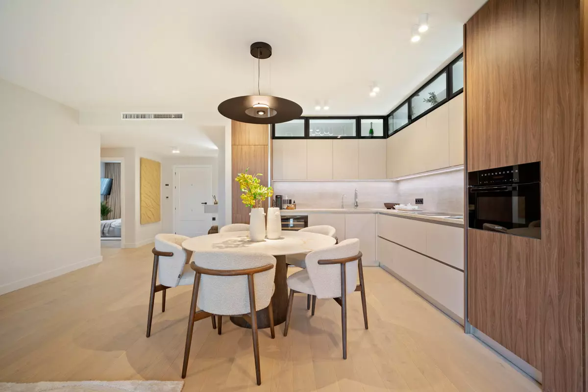 3-bedroom Apartment In Estepona, Spain (130 M²)