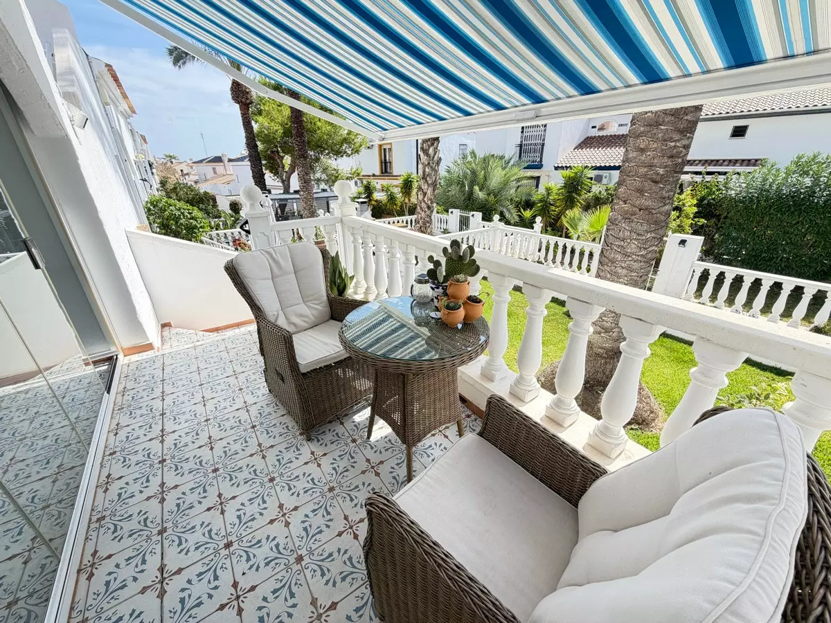 2-bedroom Villa In Orihuela, Spain (107 M²)