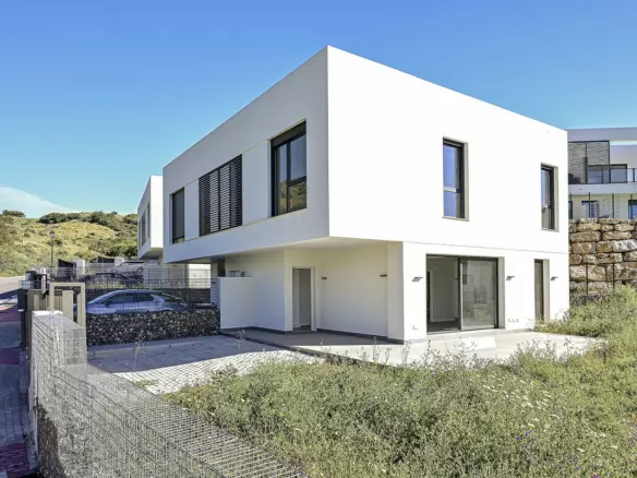 3-bedroom Villa In Mijas, Spain (133 M²)