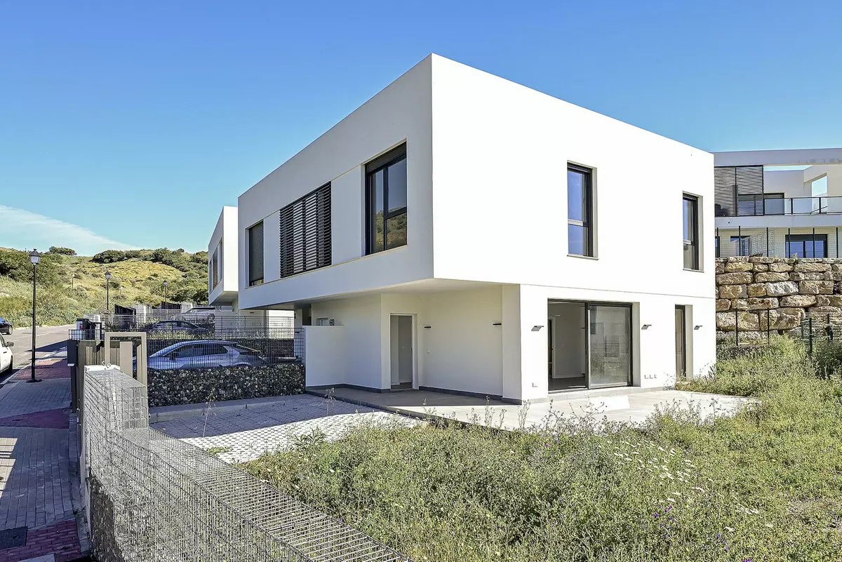 3-bedroom Villa In Mijas, Spain (133 M²)