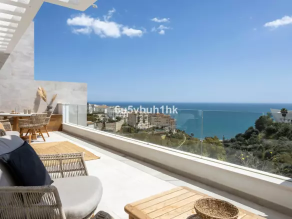 3-bedroom Apartment In Benalmádena, Spain (260 M²)