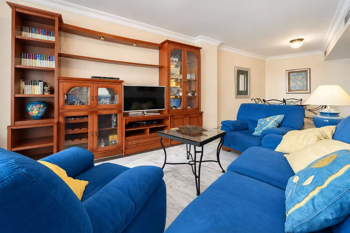 2-bedroom Apartment In Marbella, Spain (116 M²)