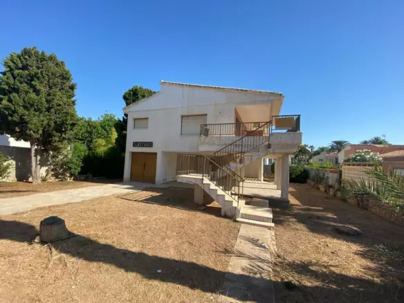 7-bedroom Villa In Orihuela, Spain (250 M²)