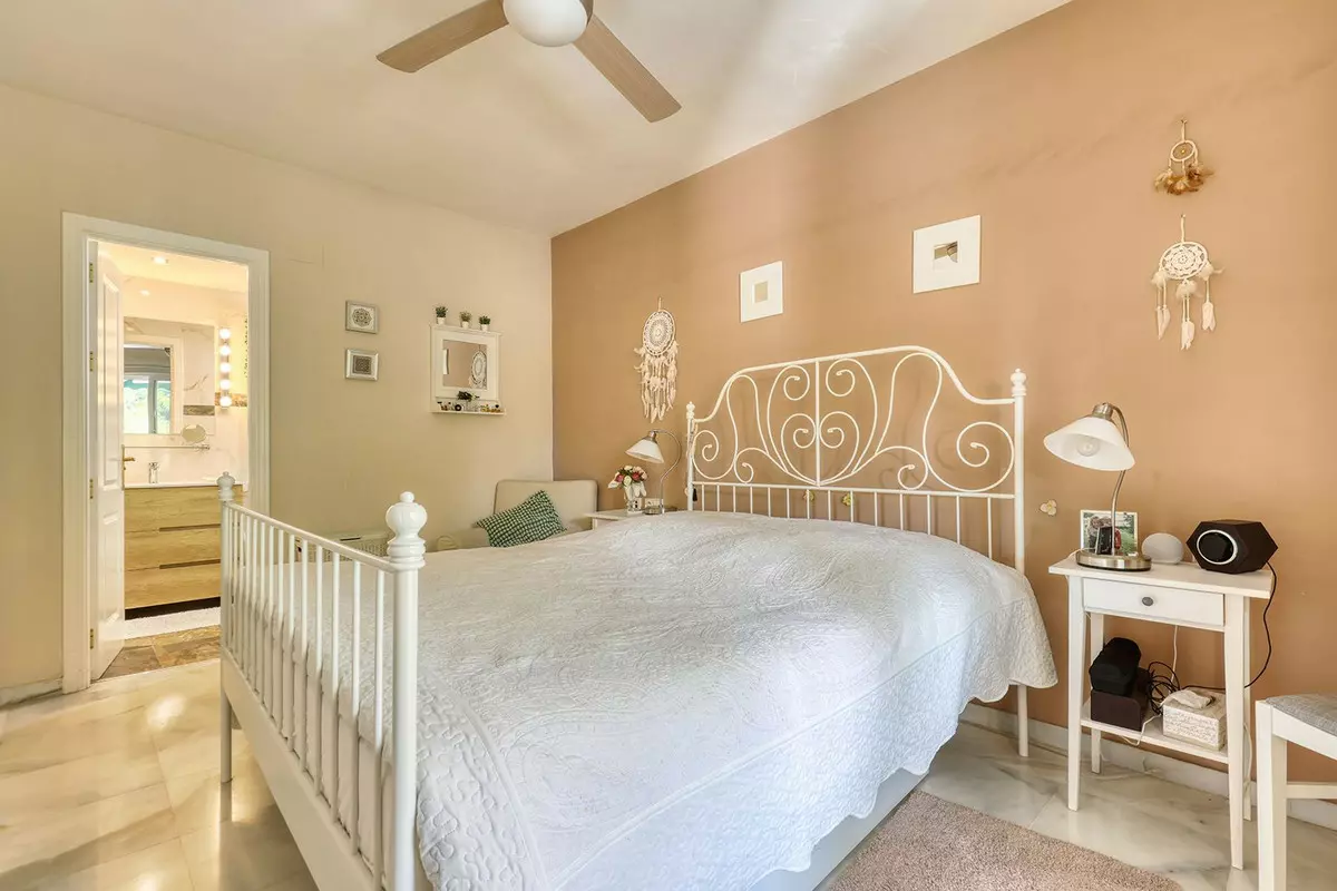 3-bedroom Apartment In Marbella, Spain (130 M²)