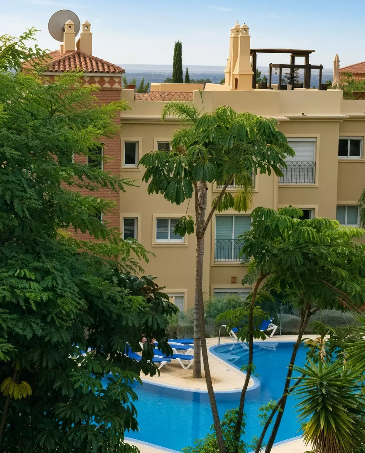 3-bedroom Apartment In Estepona, Spain (110 M²)