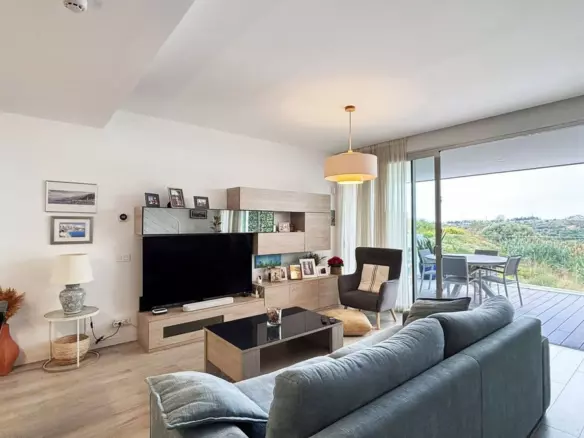 3-bedroom Town House In Estepona, Spain (160 M²)