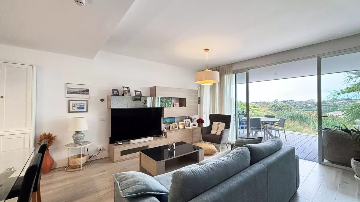 3-bedroom Town House In Estepona, Spain (160 M²)