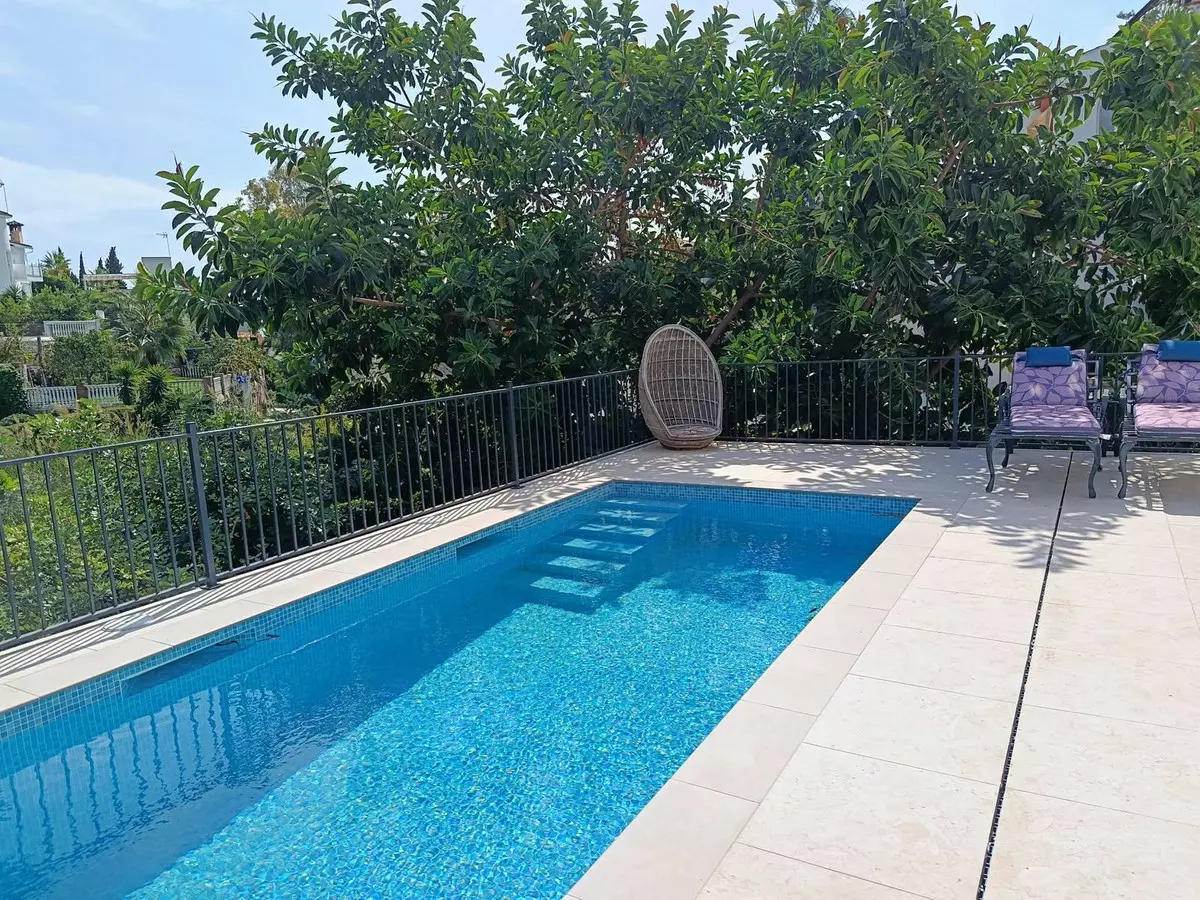 5-bedroom Villa In Mijas, Spain (265 M²)
