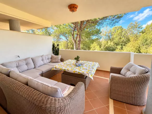 3-bedroom Apartment In Marbella, Spain (155 M²)