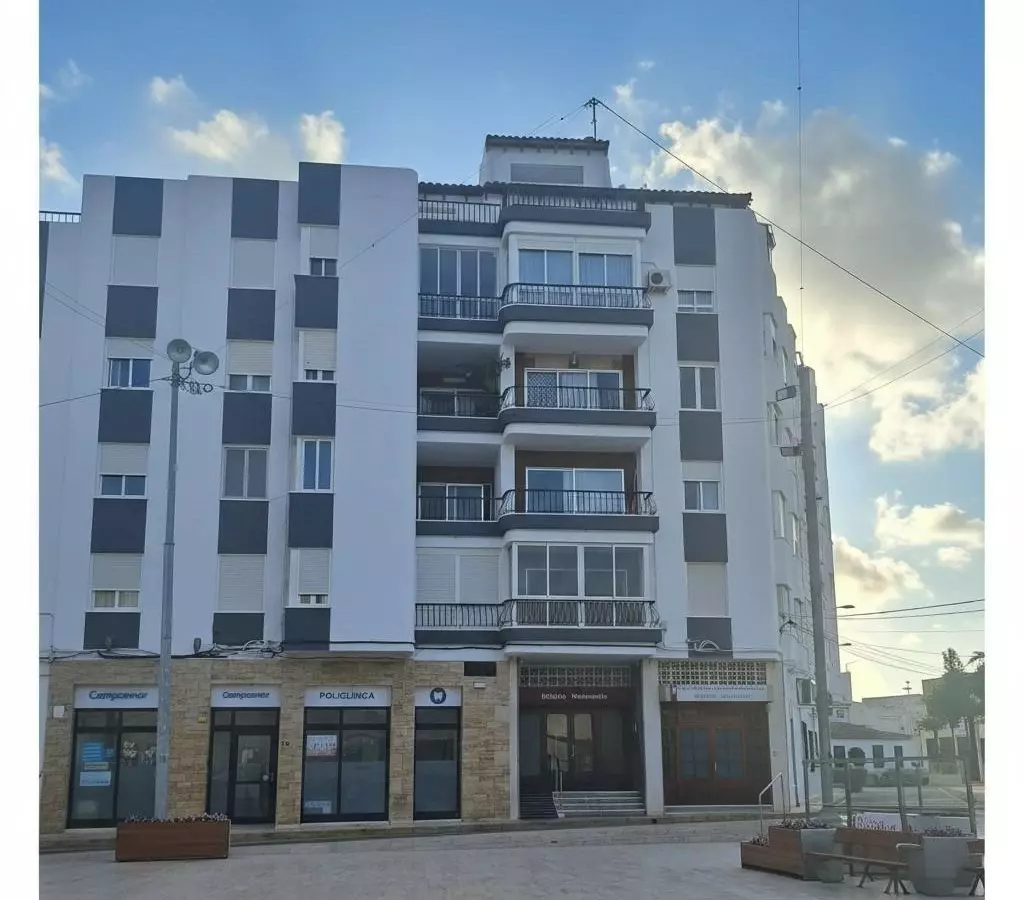 3-bedroom Apartment In Pilar De La Horadada, Spain (90 M²)
