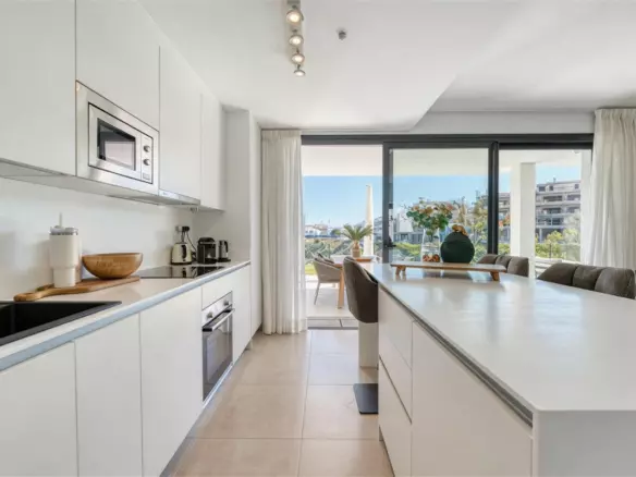 3-bedroom Apartment In Mijas, Spain (89 M²)