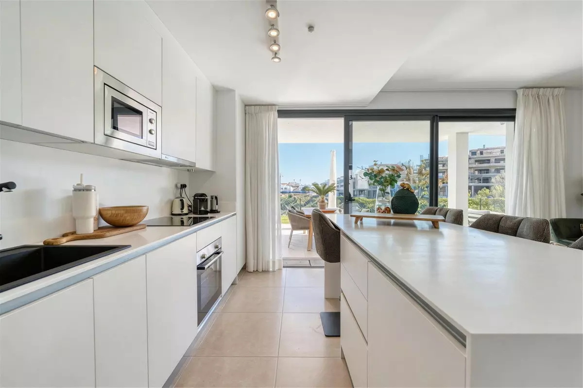 3-bedroom Apartment In Mijas, Spain (89 M²)