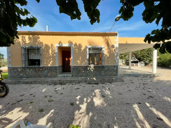 2-bedroom Villa In Redovan, Spain (319 M²)