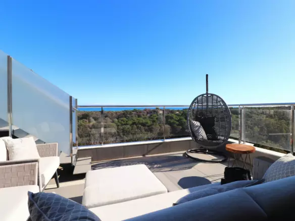 3-bedroom Apartment In Guardamar Del Segura, Spain (109 M²)