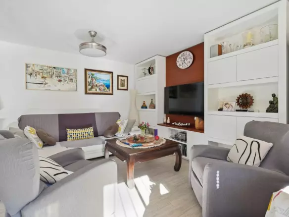 4-bedroom Town House In Benalmádena, Spain (195 M²)