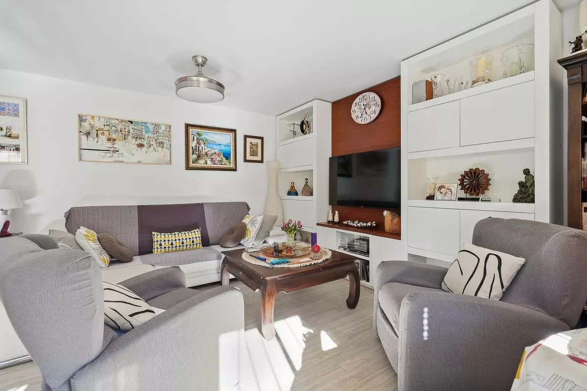 4-bedroom Town House In Benalmádena, Spain (195 M²)