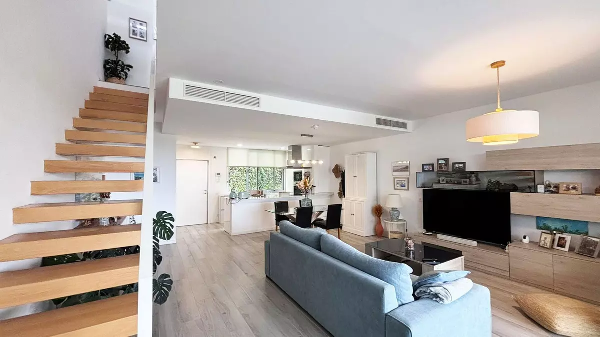 3-bedroom Town House In Estepona, Spain (160 M²)
