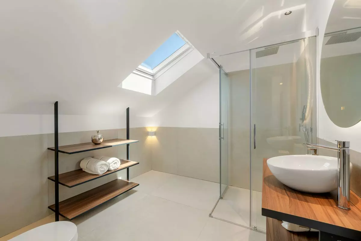 3-bedroom Apartment In Marbella, Spain (166 M²)