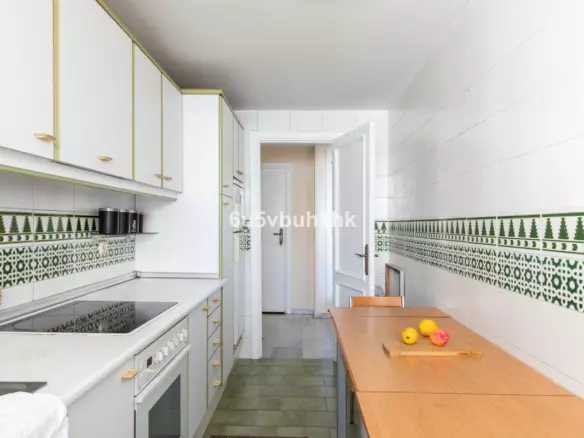 2-bedroom Apartment In Fuengirola, Spain (119 M²)