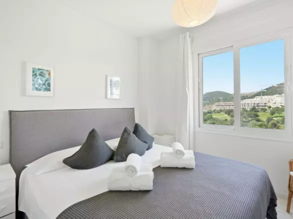 2-bedroom Apartment In Estepona, Spain (86 M²)