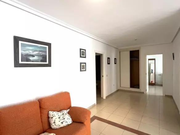 3-bedroom Apartment In Marbella, Spain (95 M²)