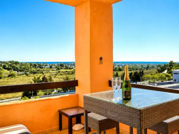 2-bedroom Apartment In Estepona, Spain (158 M²)