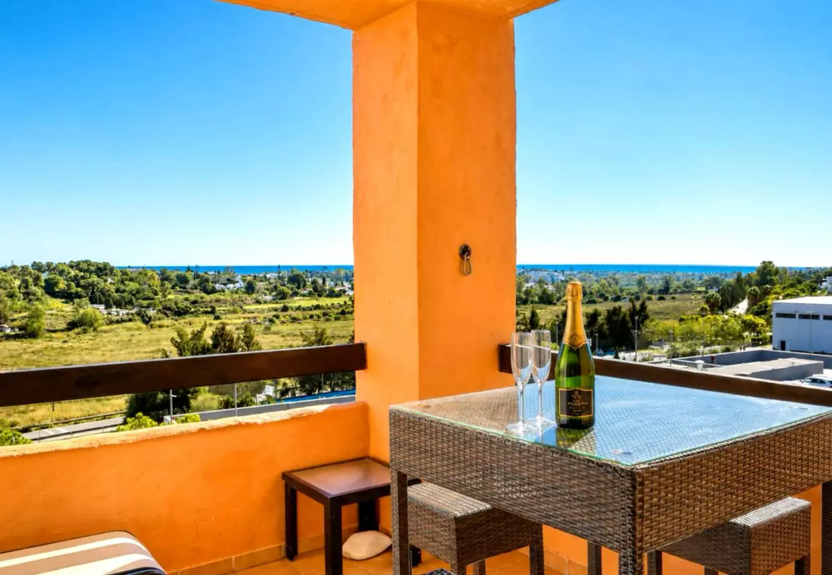 2-bedroom Apartment In Estepona, Spain (158 M²)