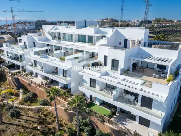 3-bedroom Apartment In Mijas, Spain (92 M²)