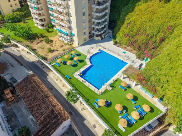4-bedroom Apartment In Torremolinos, Spain (135 M²)