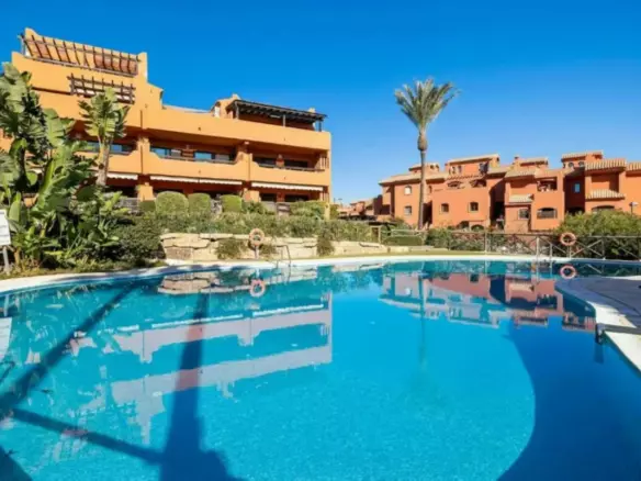 2-bedroom Apartment In Estepona, Spain (90 M²)
