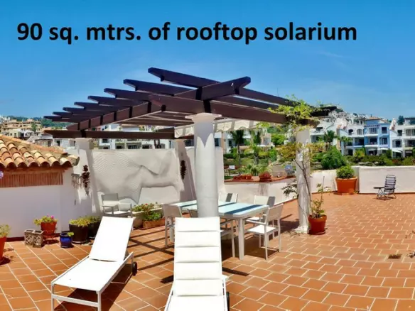 3-bedroom Apartment In Benahavis, Spain (108 M²)