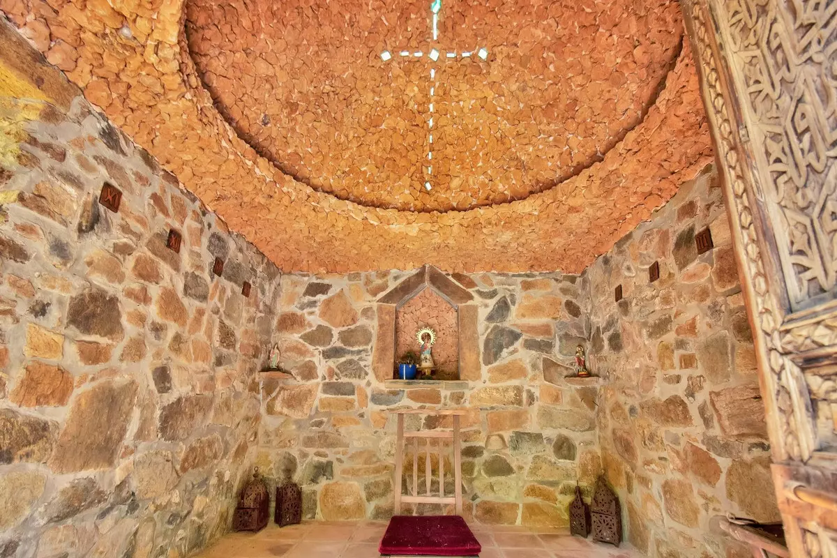 3-bedroom Country House In Ojen, Spain (217 M²)