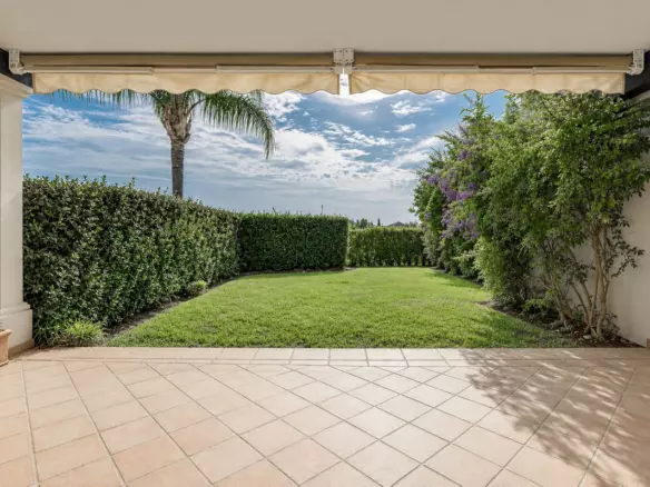 3-bedroom Town House In Estepona, Spain (157 M²)