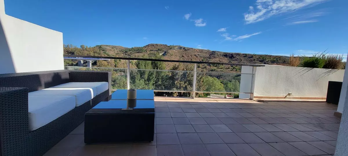 2-bedroom Apartment In Benahavis, Spain (105 M²)
