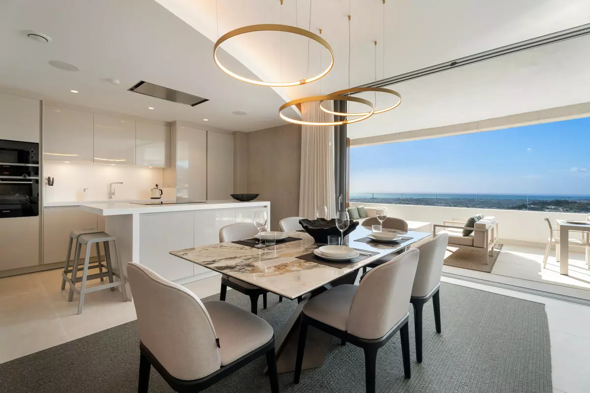 3-bedroom Apartment In Benahavis, Spain (158 M²)