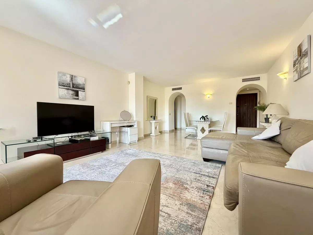 2-bedroom Apartment In Benahavis, Spain (128 M²)