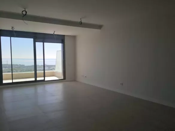 2-bedroom Apartment In Estepona, Spain (118 M²)